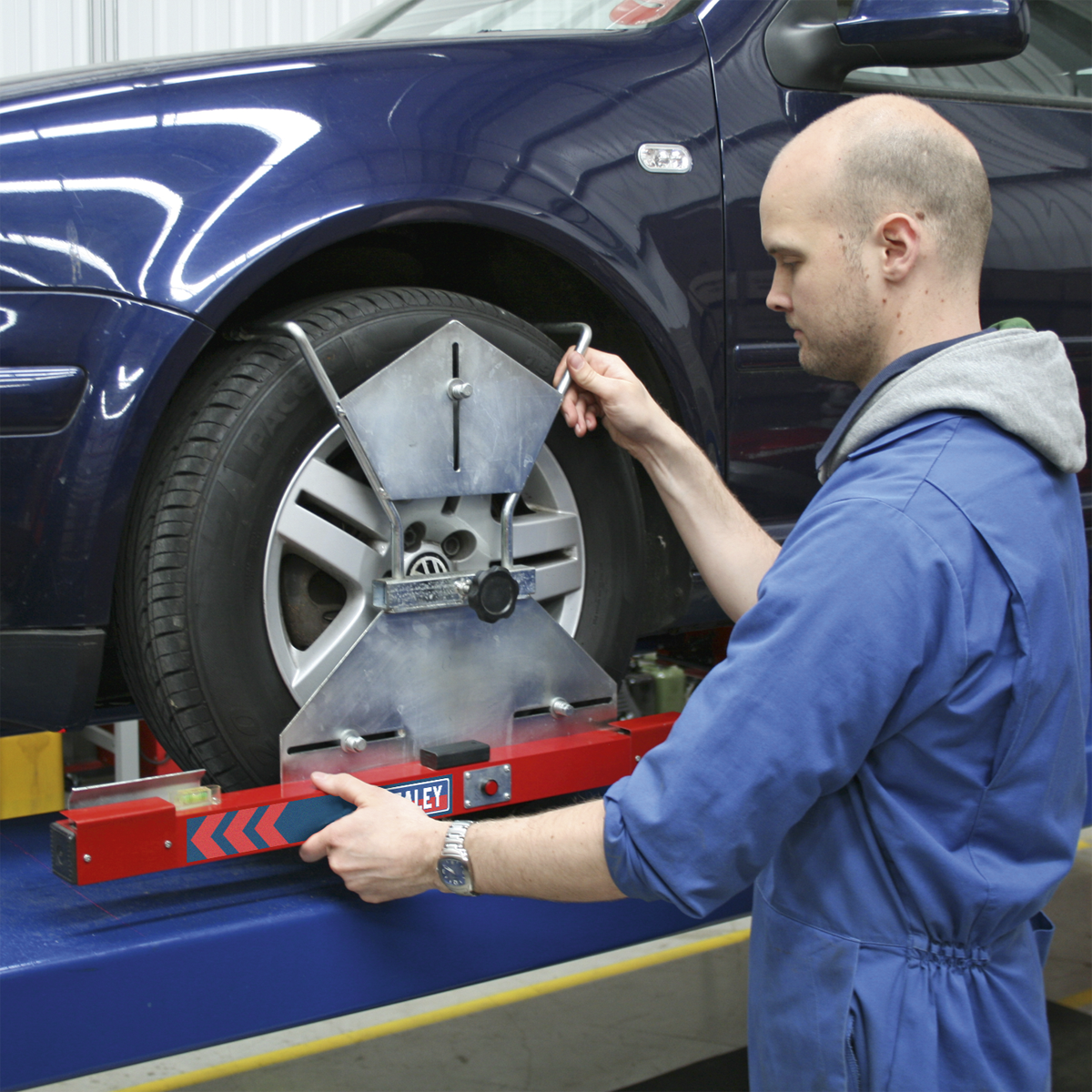 Sealey 4-Wheel Laser Wheel Aligner (GA70) - Image 6