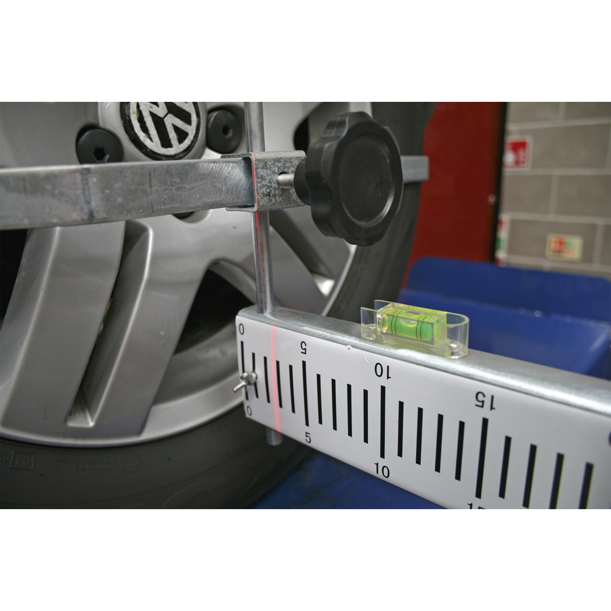 Sealey 4-Wheel Laser Wheel Aligner (GA70) - Image 8