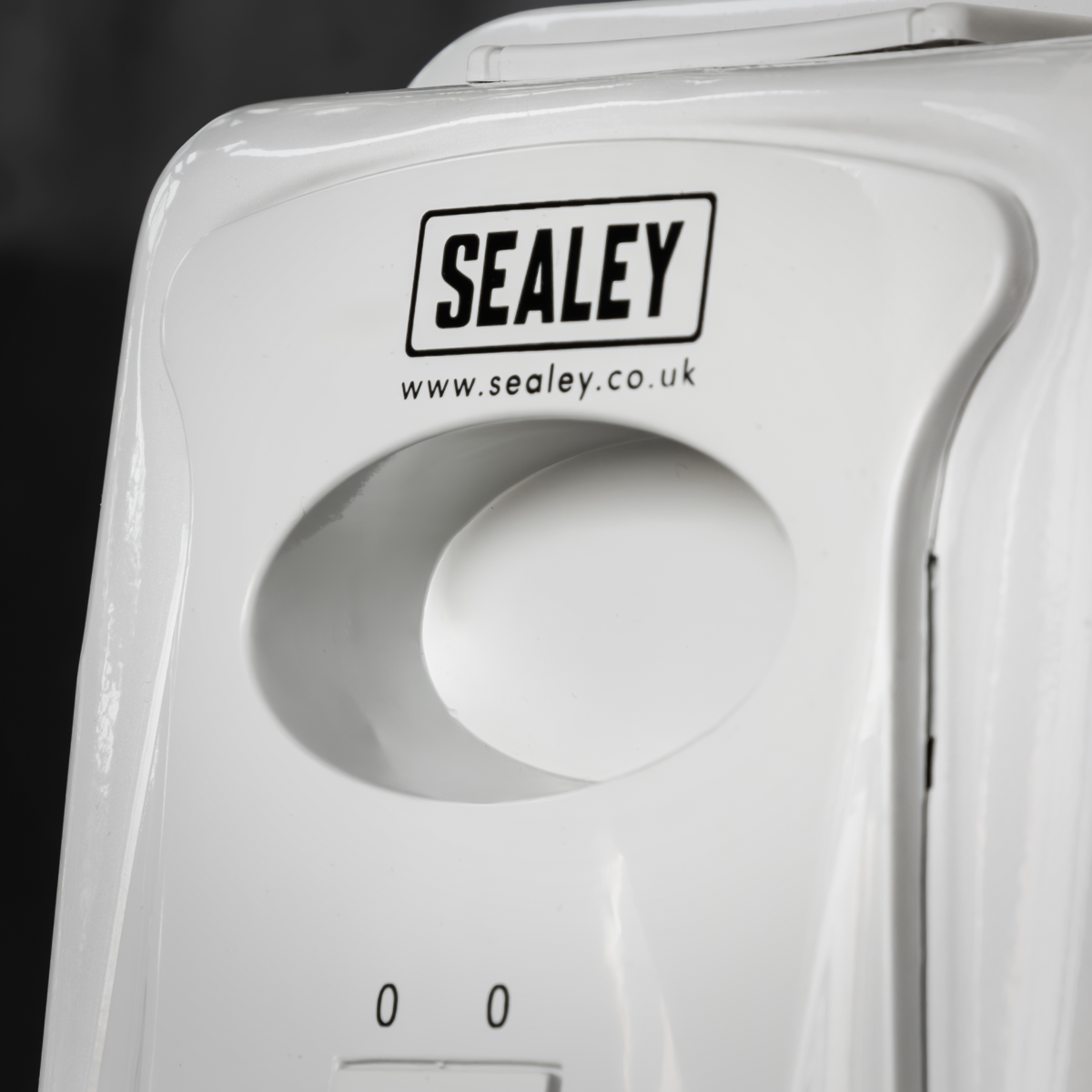 Sealey 7-Element Oil Filled Radiator 1500W/230V (RD1500) - Image 9