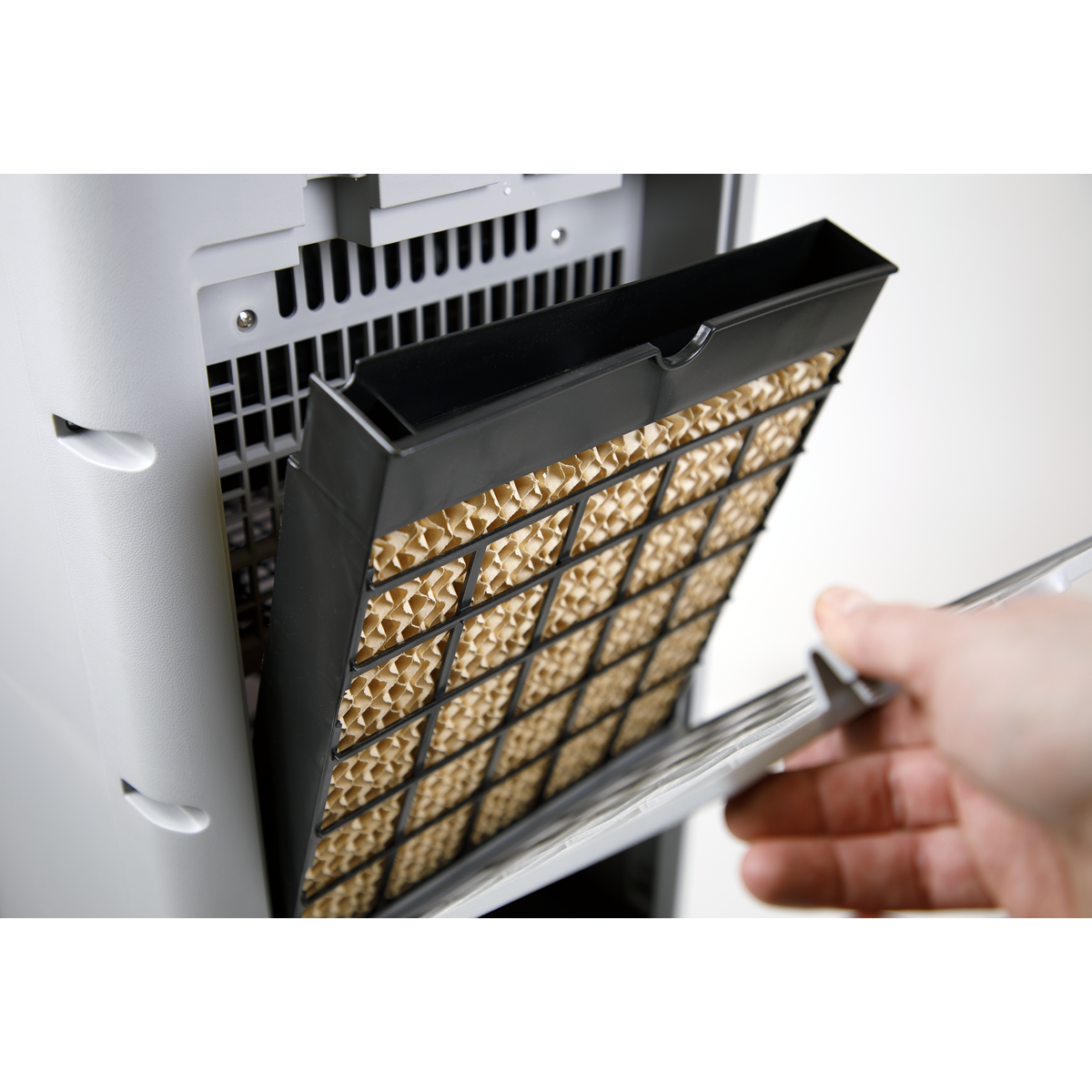 Sealey Air Cooler/Heater/Air Purifier/Humidifier (SAC41) - Image 4