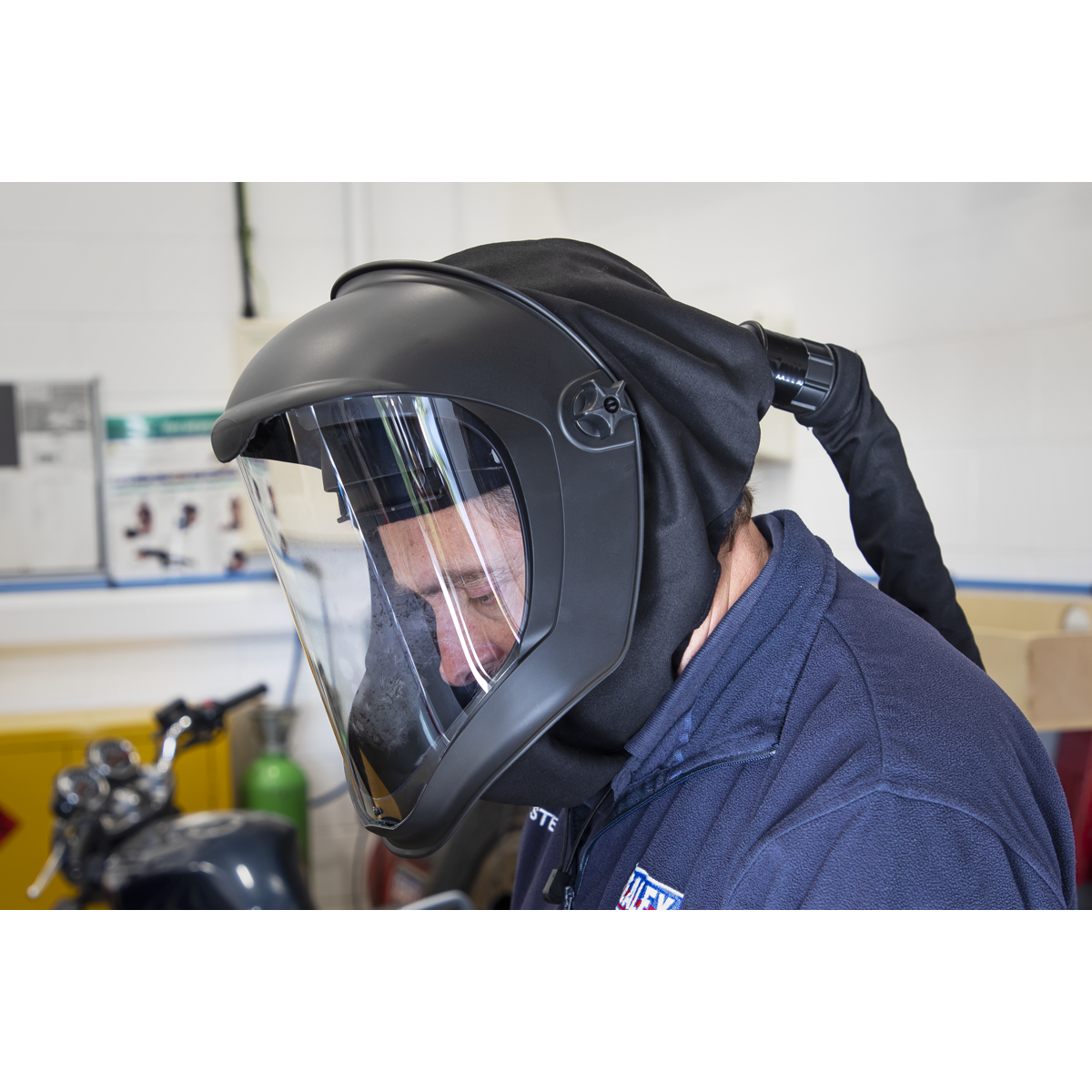 Sealey Worksafe® Deluxe Face Shield with Powered Air Purifying Respirator (PAPR) (SSP80PAPR) - Image 8
