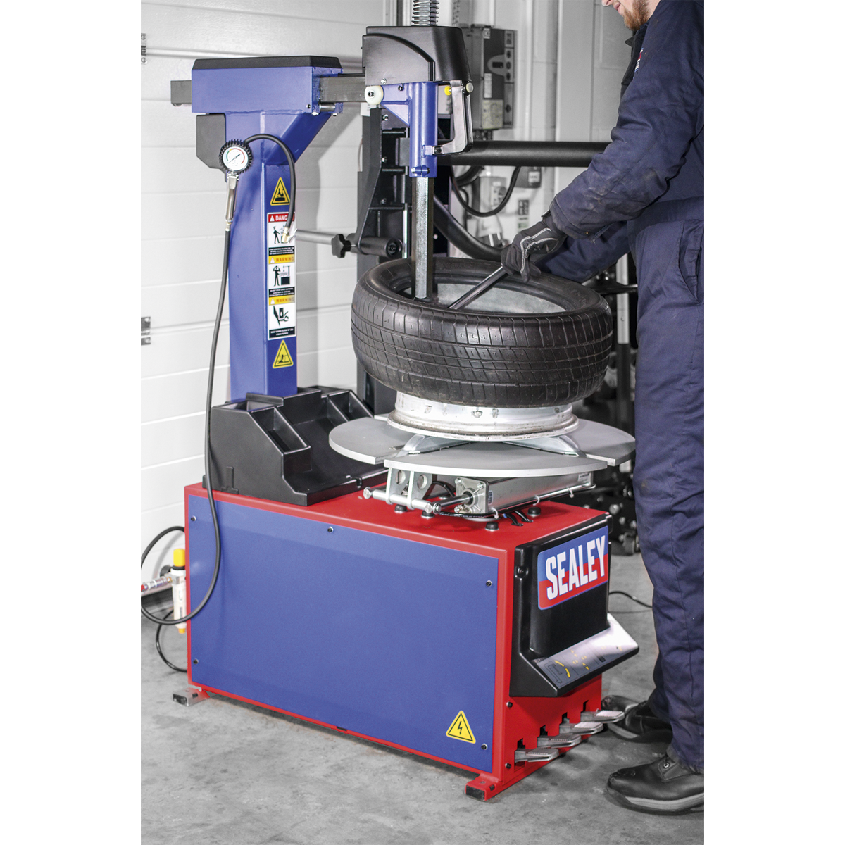 Sealey Automatic Tyre Changer (TC10) - Image 7