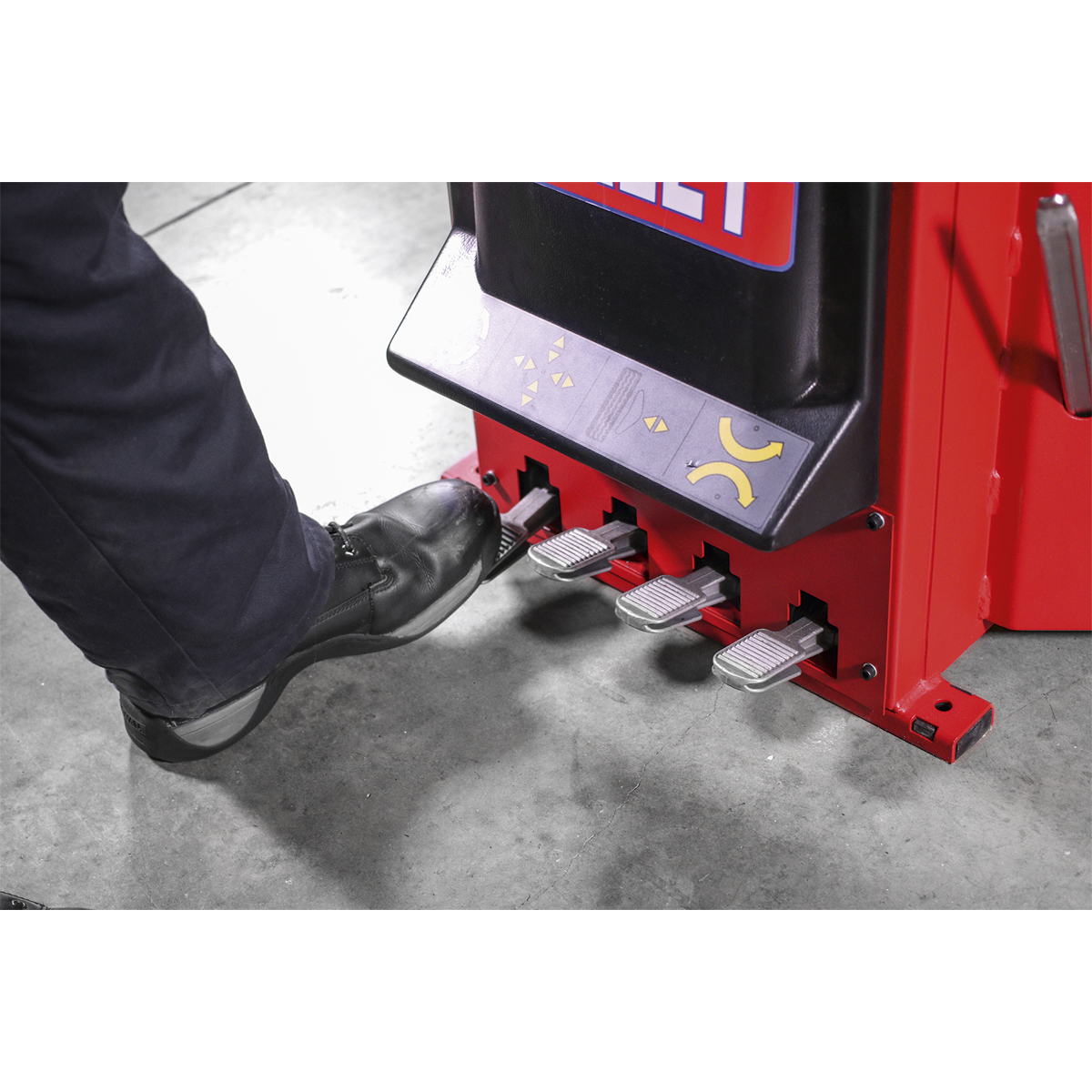 Sealey Automatic Tyre Changer (TC10) - Image 8